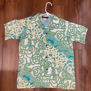 Hawaiian Aloha Shirt. Kids size 13-14. Large. Turquoise green white.